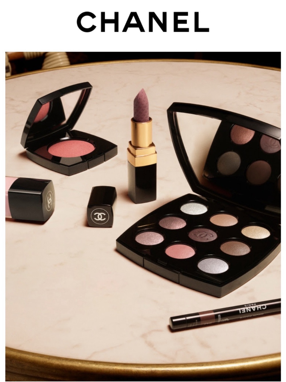 Limited edition) Chanel eyeshadow palette